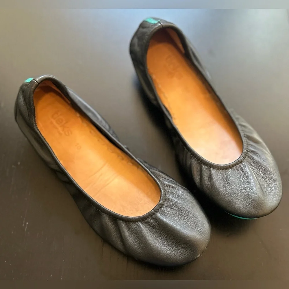Tieks Woman's Black Leather Ballet Flats Size 10 - Picture 2 of 11